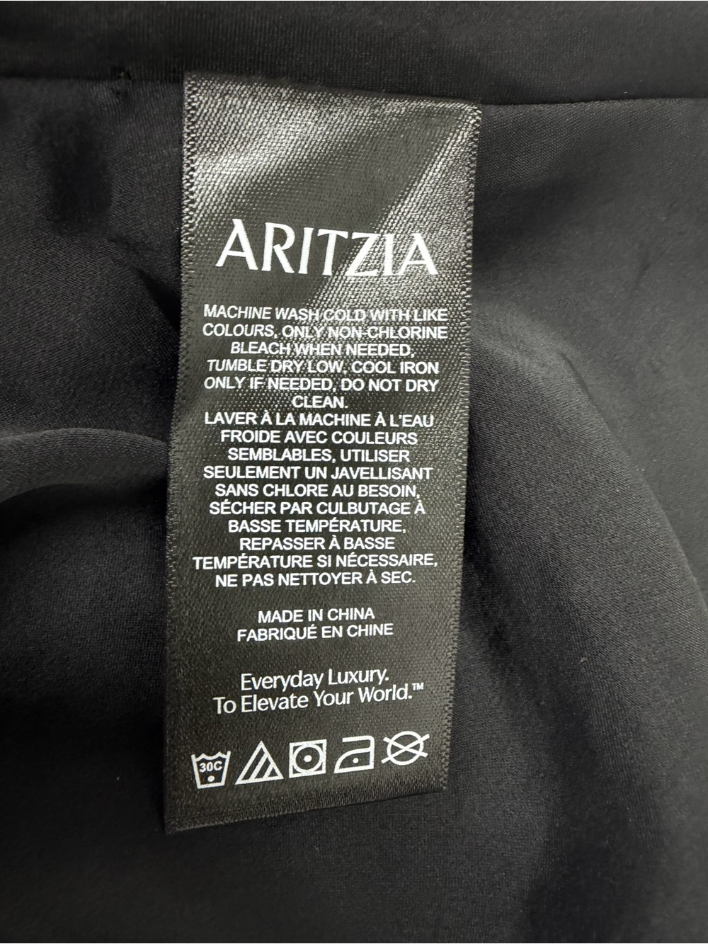 Aritzia Martini Black Silk Backless Self-Tie Halter Drape Top sz M NWT - Picture 9 of 11
